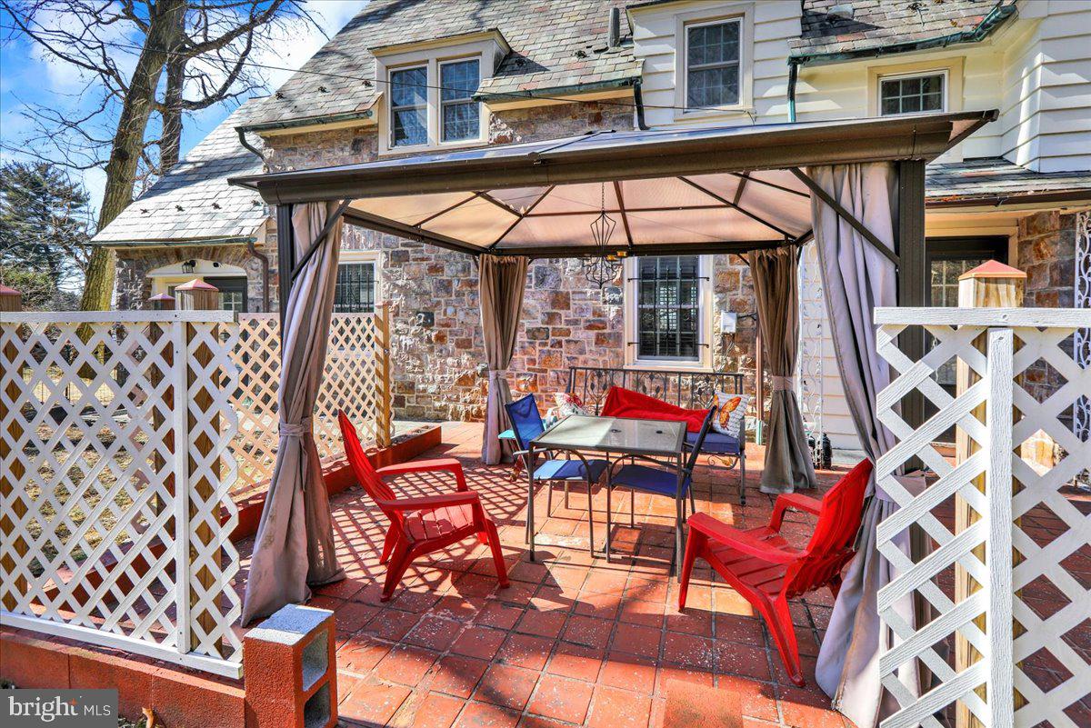 HAMPDEN HEIGHTS - Residential