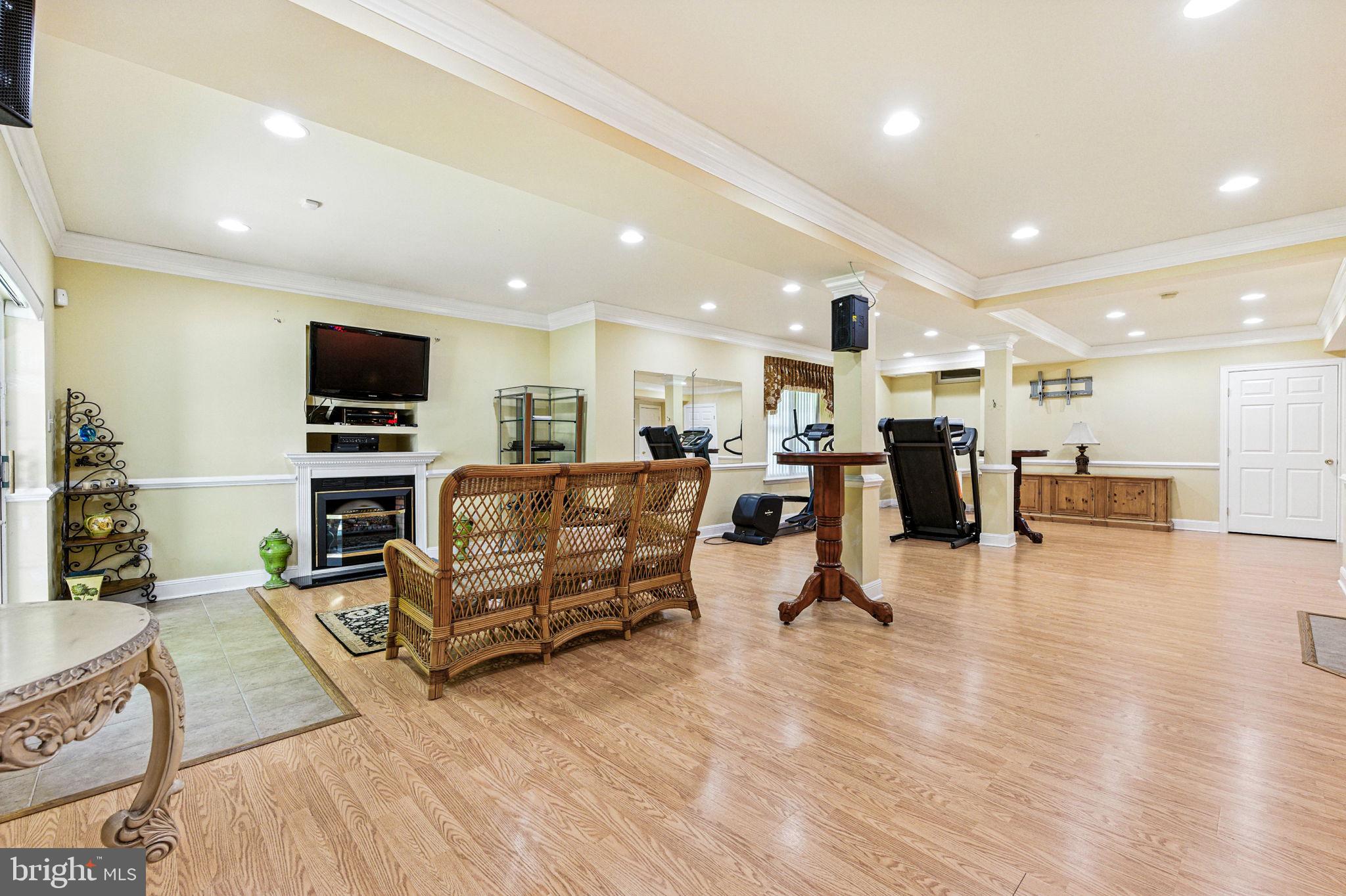 GARNET VALLEY WOODS - Residential