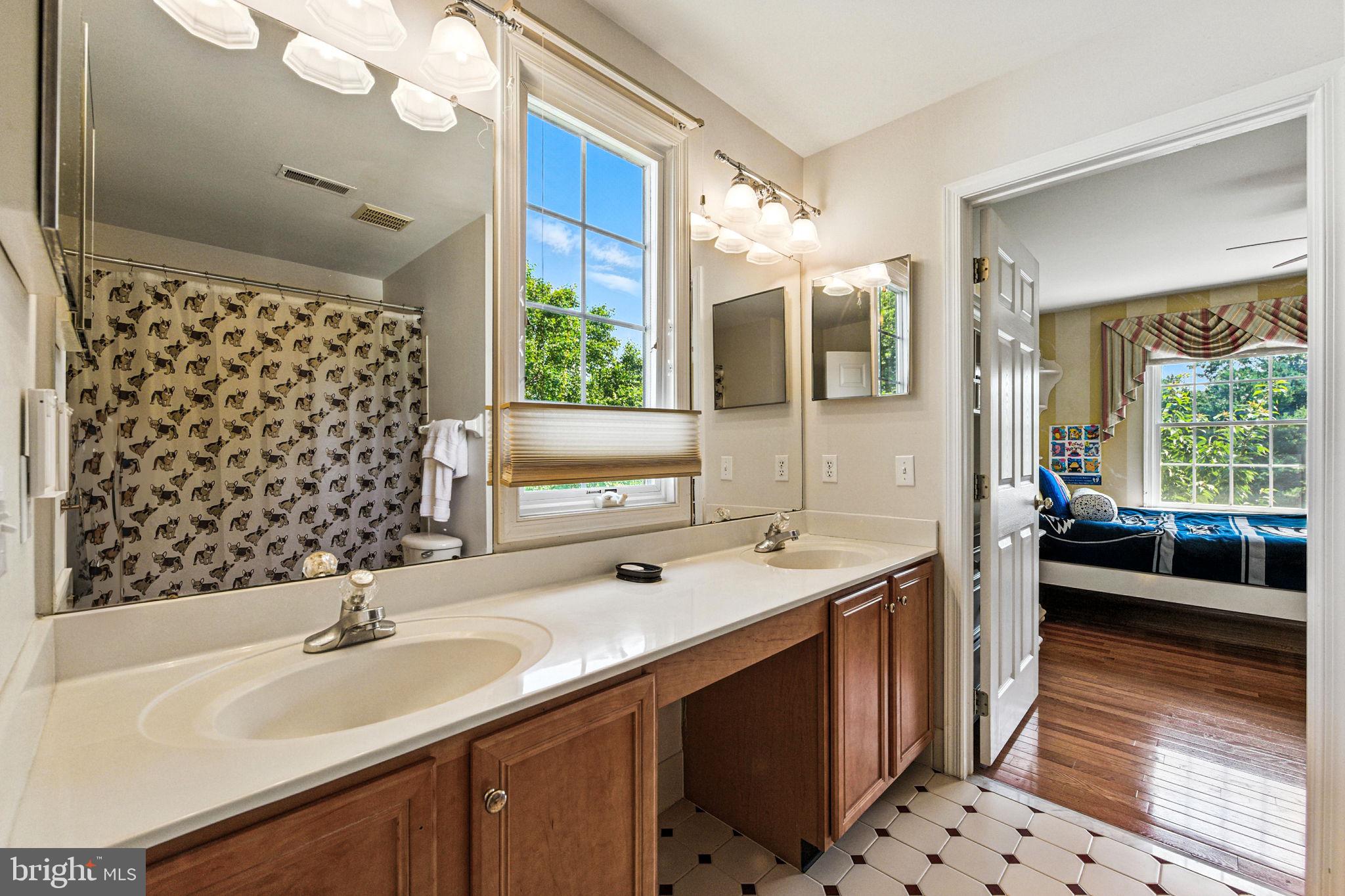 GARNET VALLEY WOODS - Residential