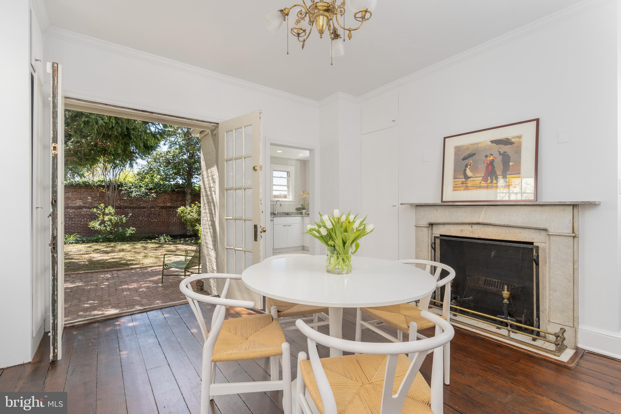 GEORGETOWN - Residential