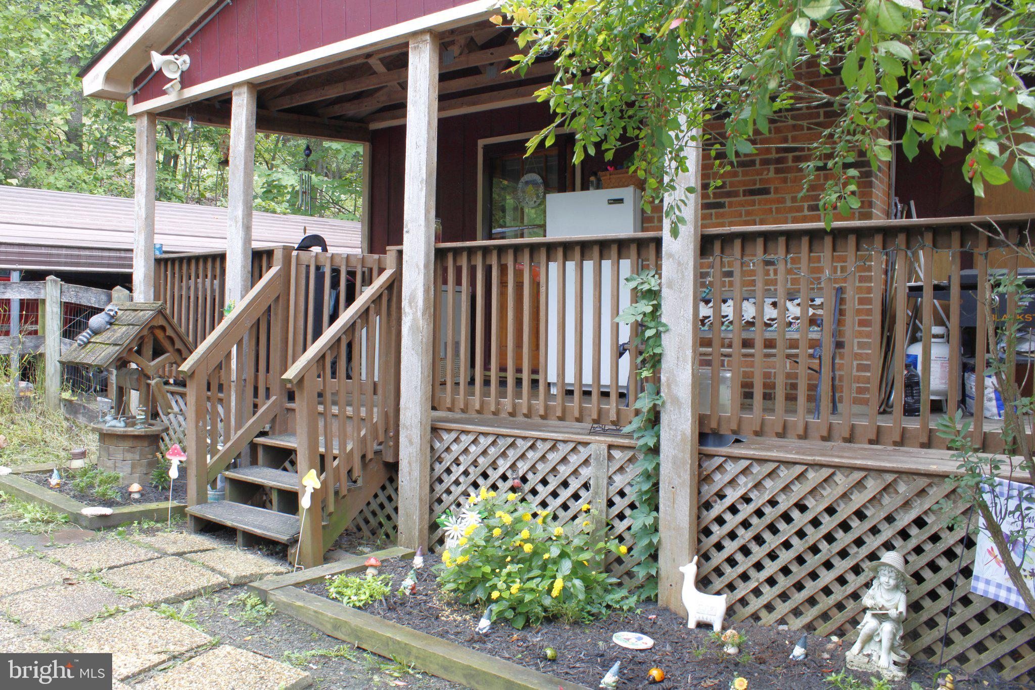 214 ROCKY MOUNTAIN LANE