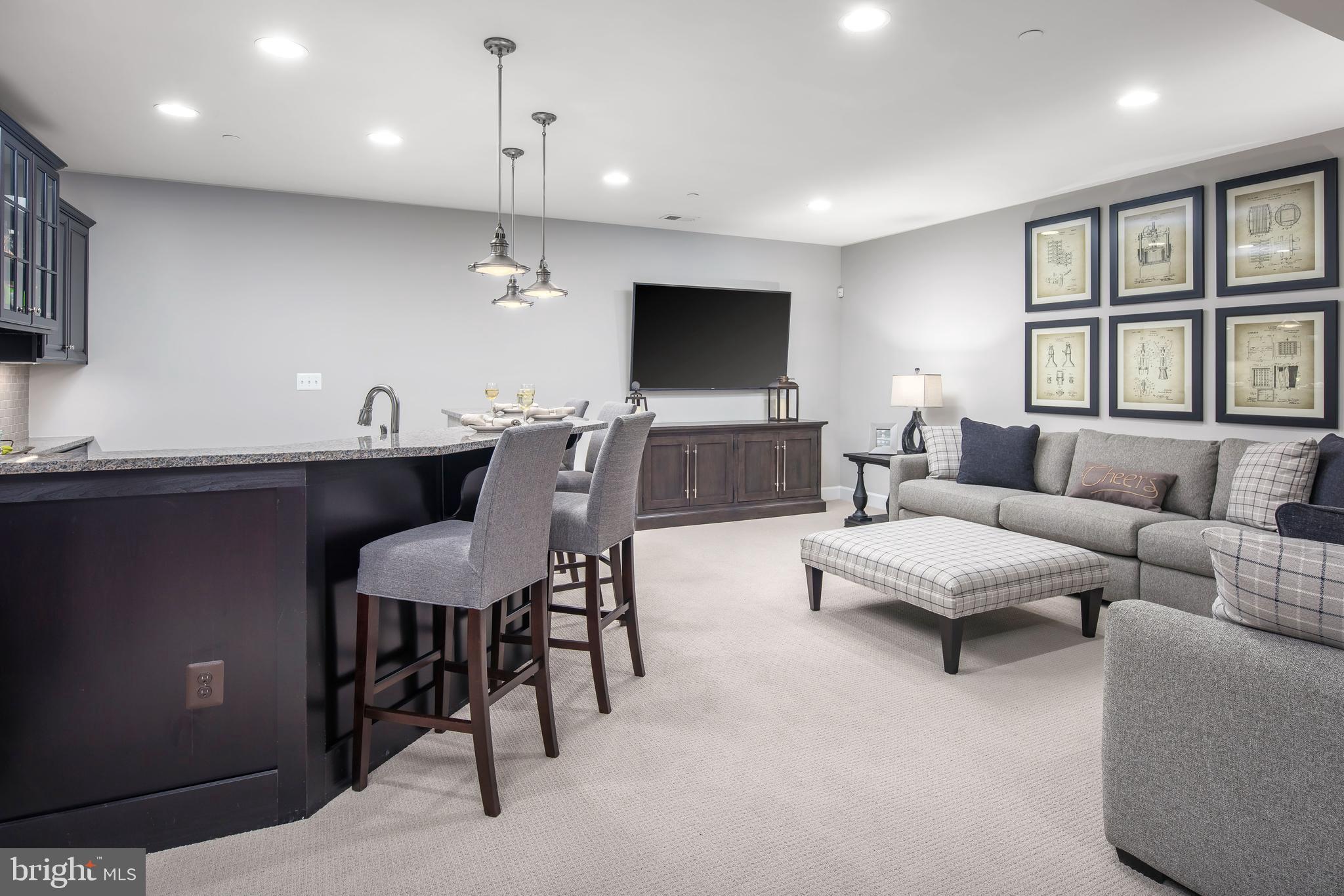 WESTMOUNT - Residential