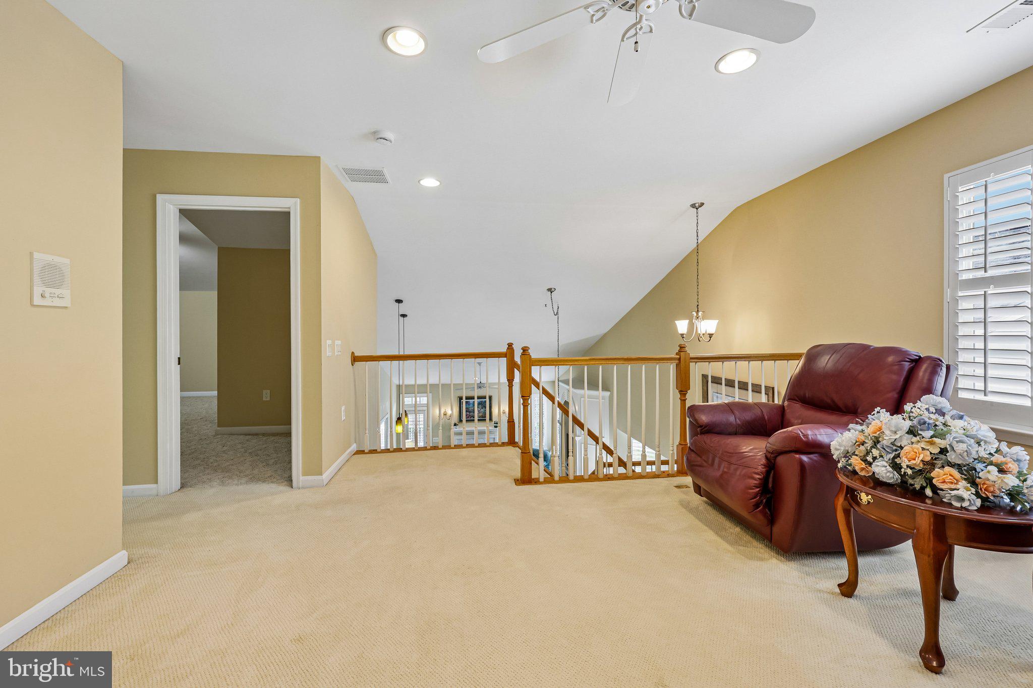 DUNBARTON - Residential