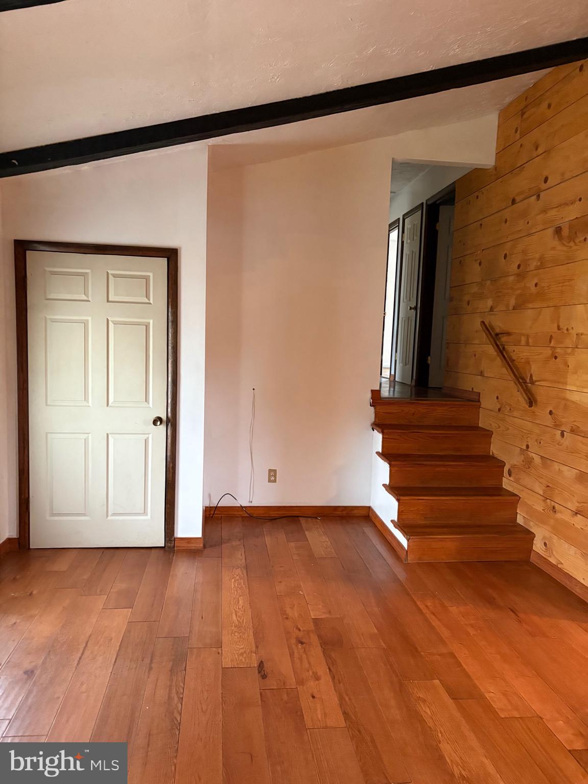 HAMPTON AREA - Residential