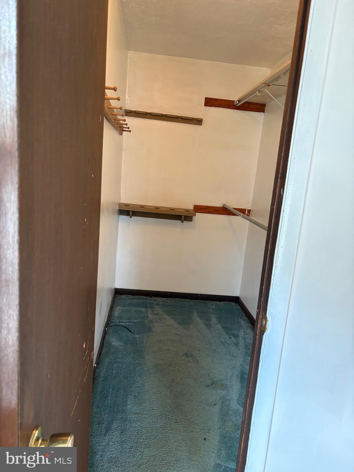 HAMPTON AREA - Residential