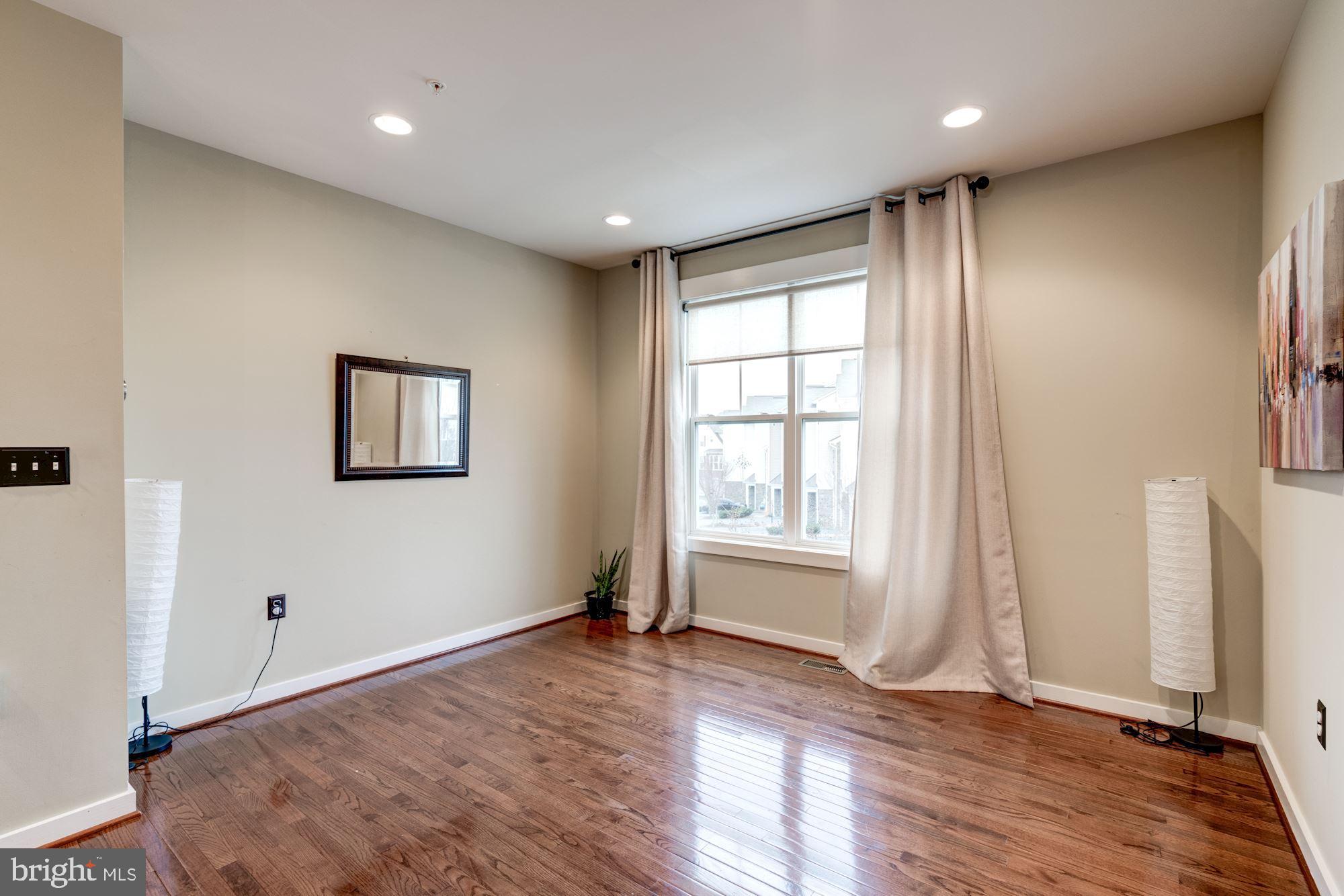 BRAMBLETON OVERLOOK - Residential Lease