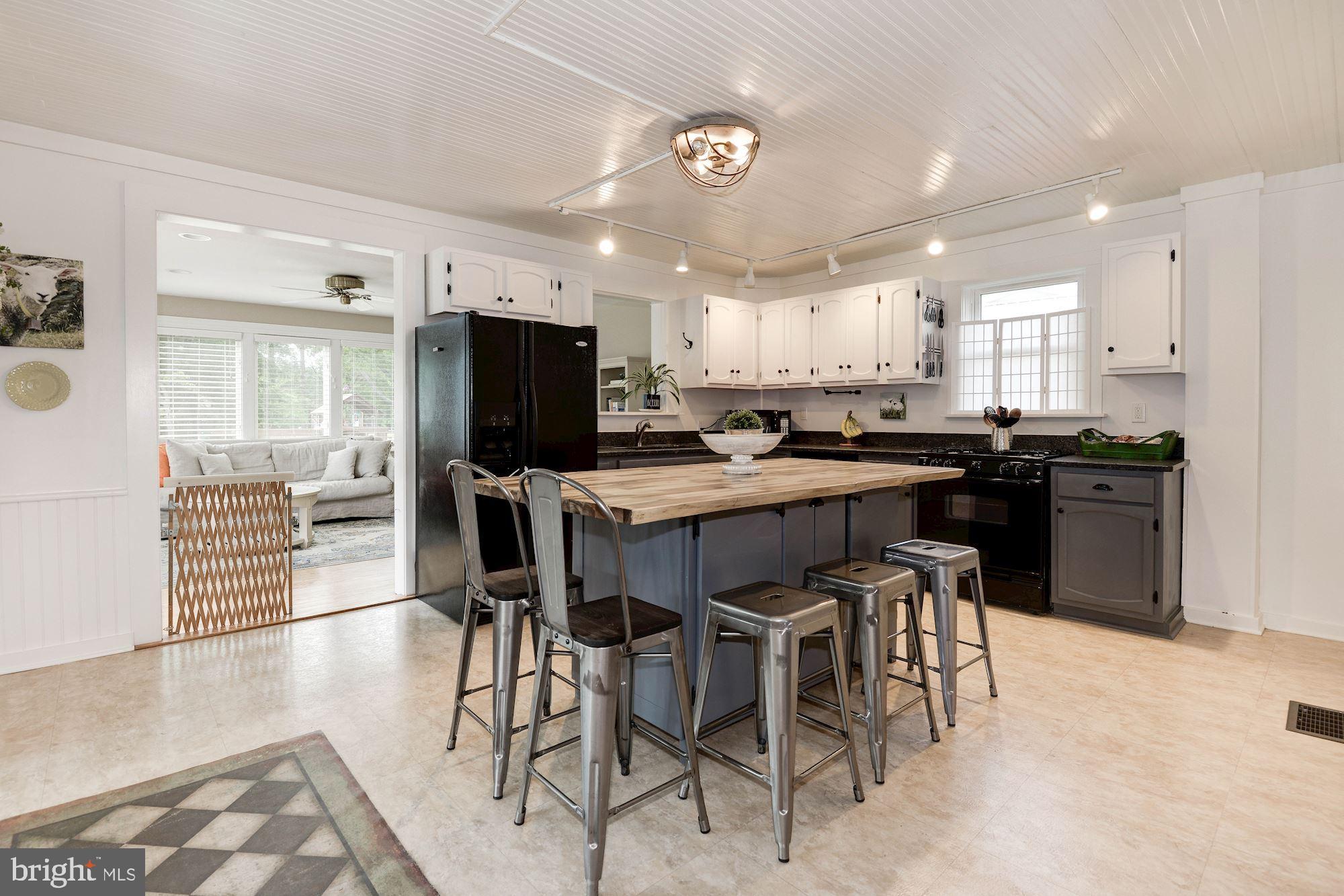 TOWN OF HAMILTON - Residential