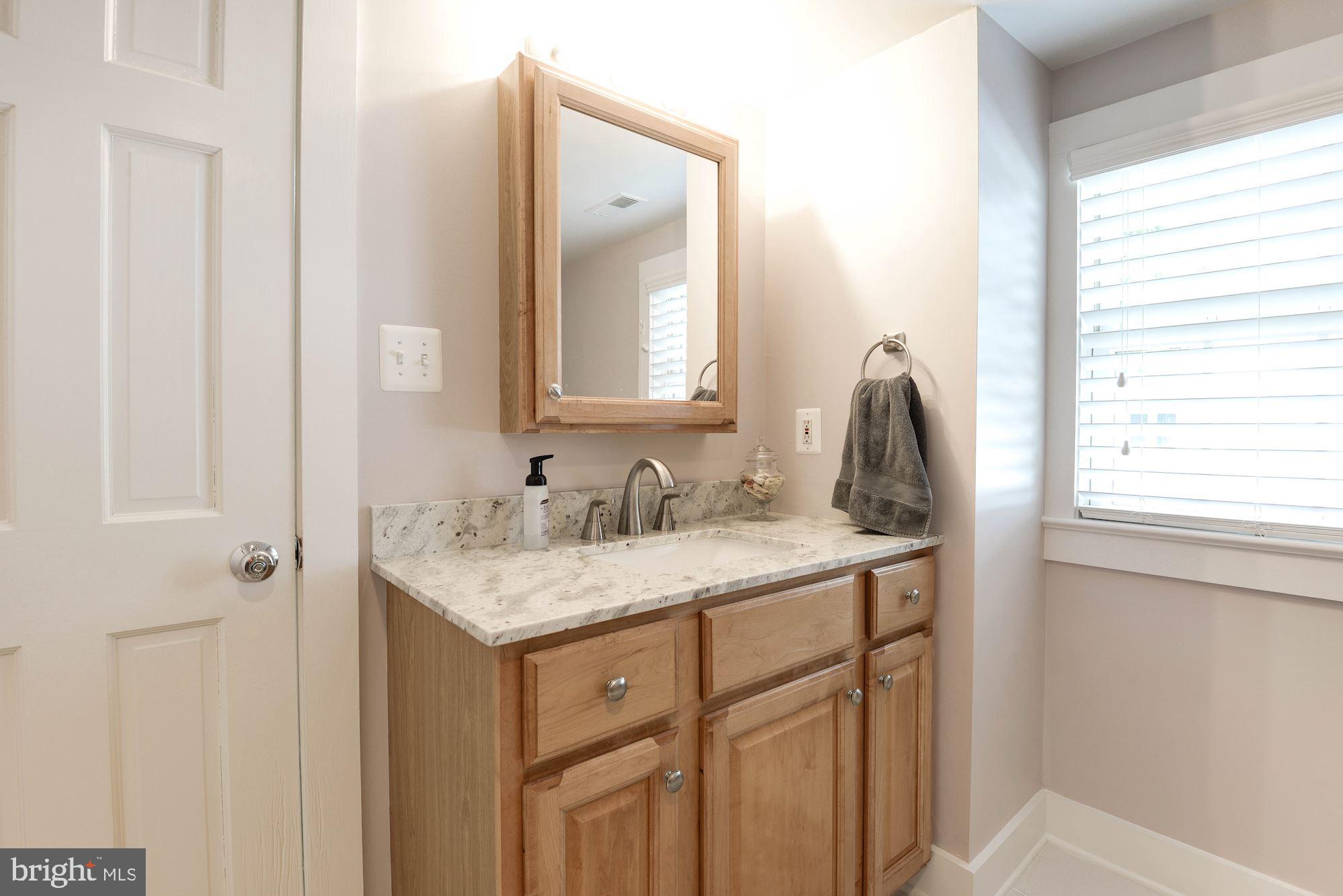 TOWN OF HAMILTON - Residential