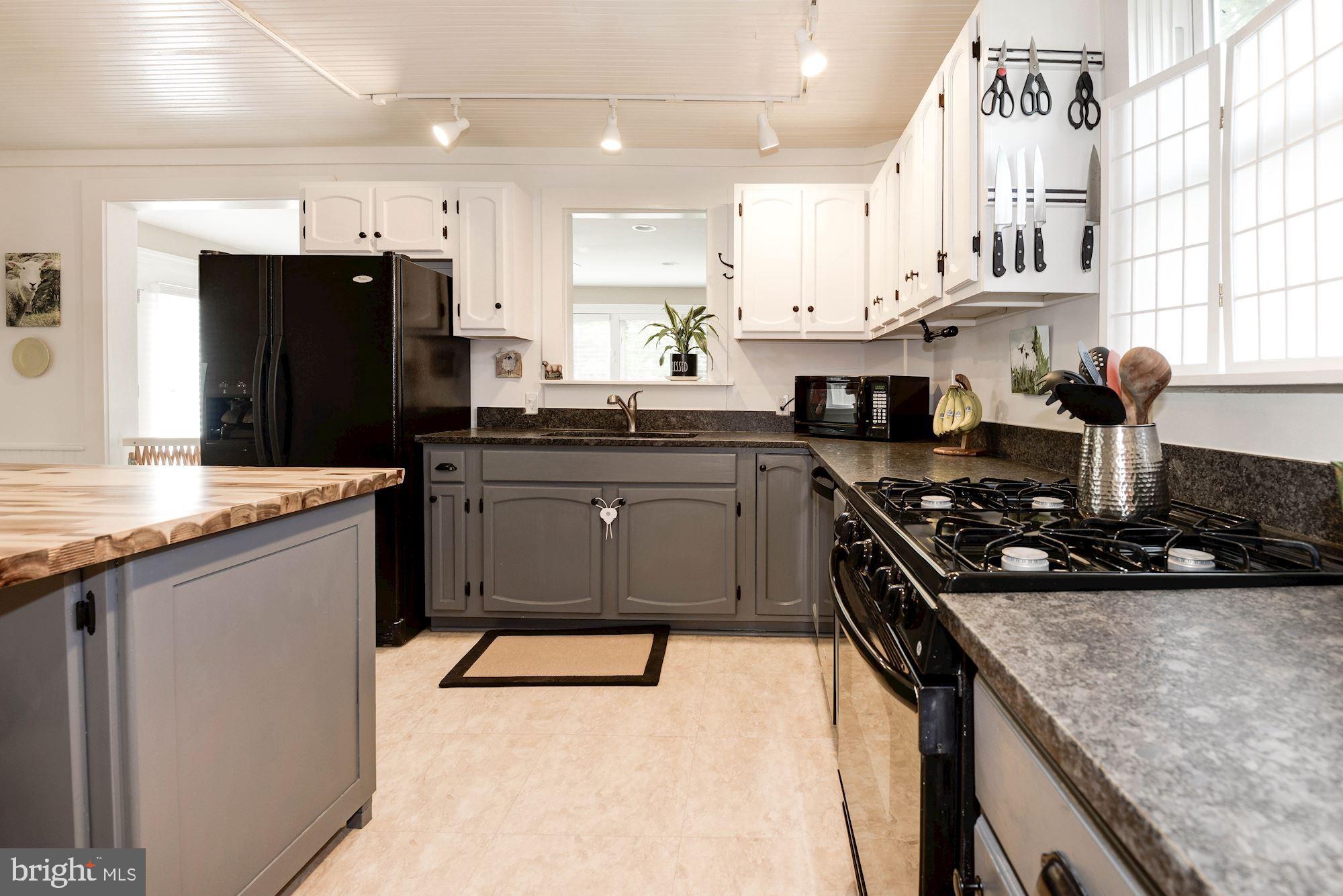 TOWN OF HAMILTON - Residential