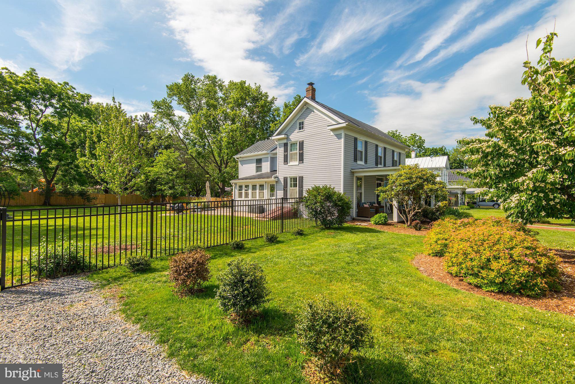 TOWN OF HAMILTON - Residential