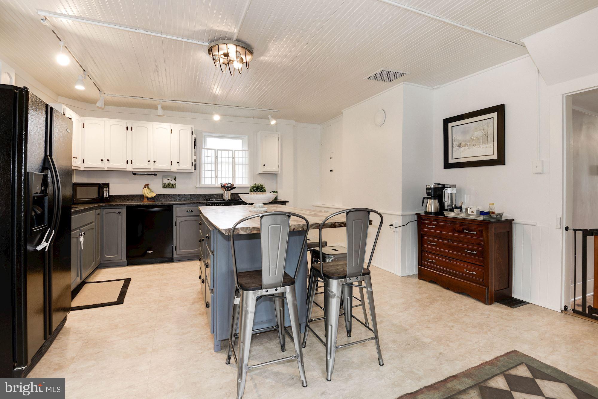 TOWN OF HAMILTON - Residential