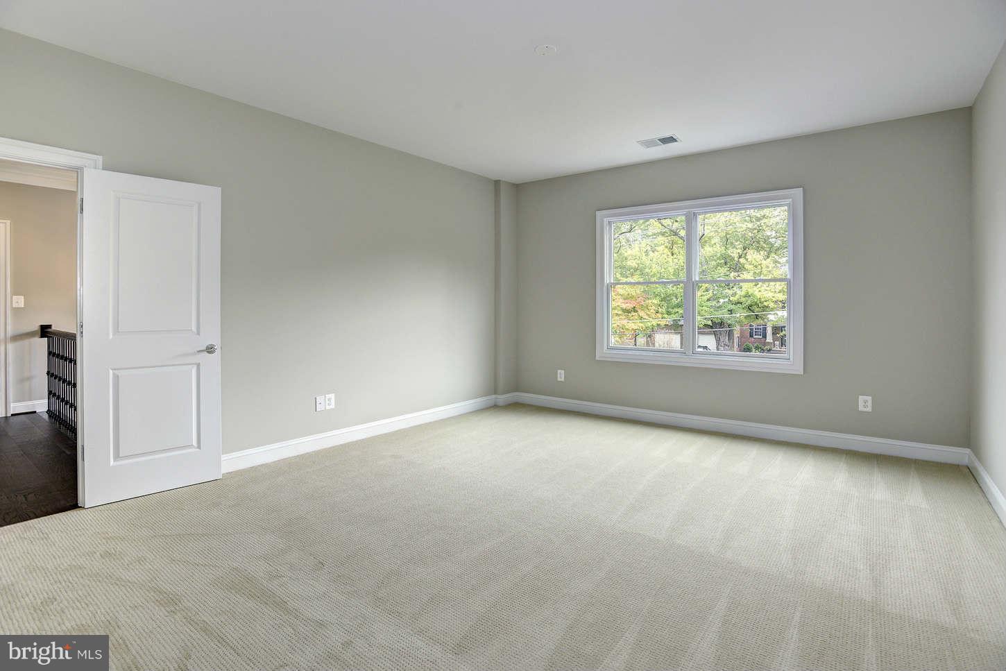 BROOKHAVEN - Residential