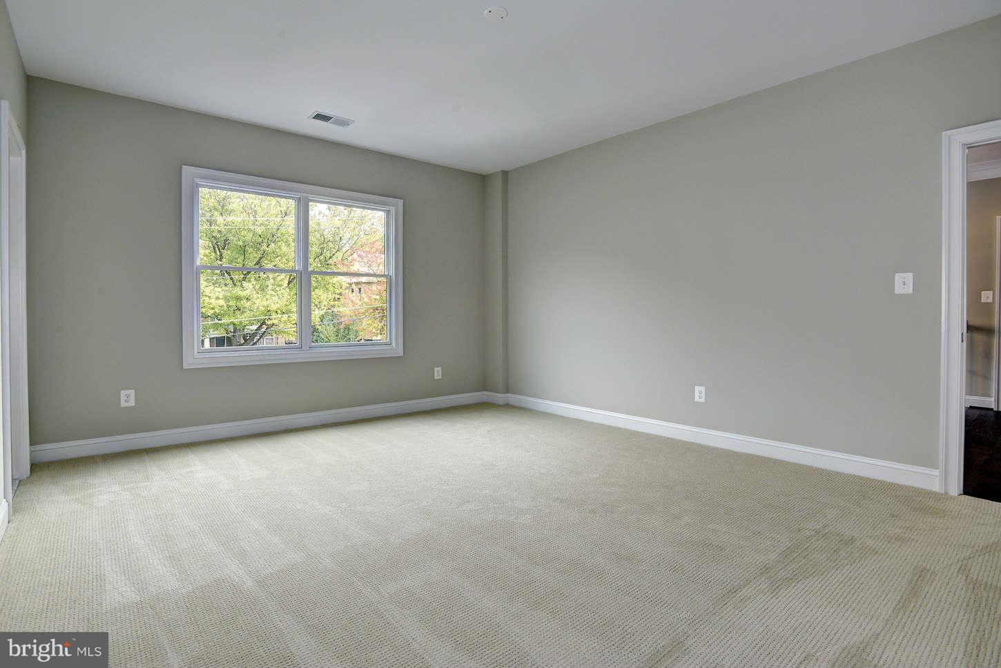 BROOKHAVEN - Residential