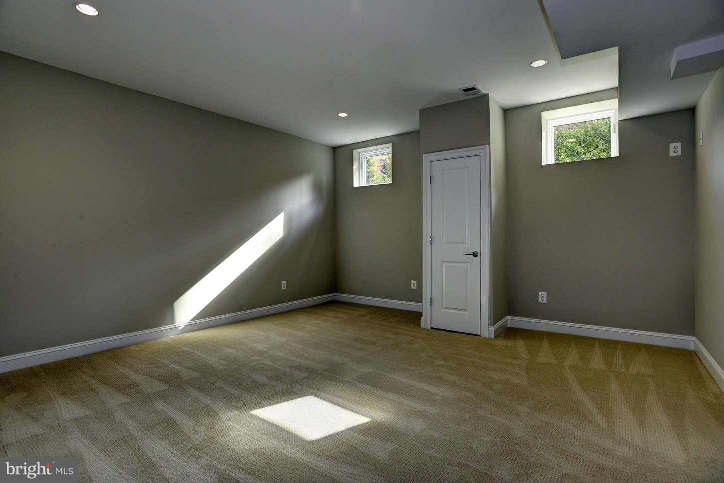 BROOKHAVEN - Residential