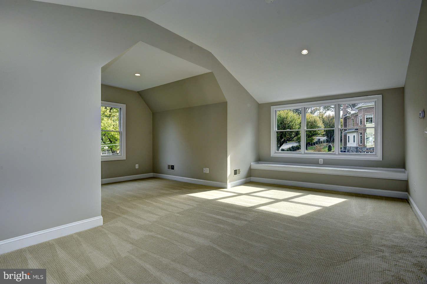 BROOKHAVEN - Residential