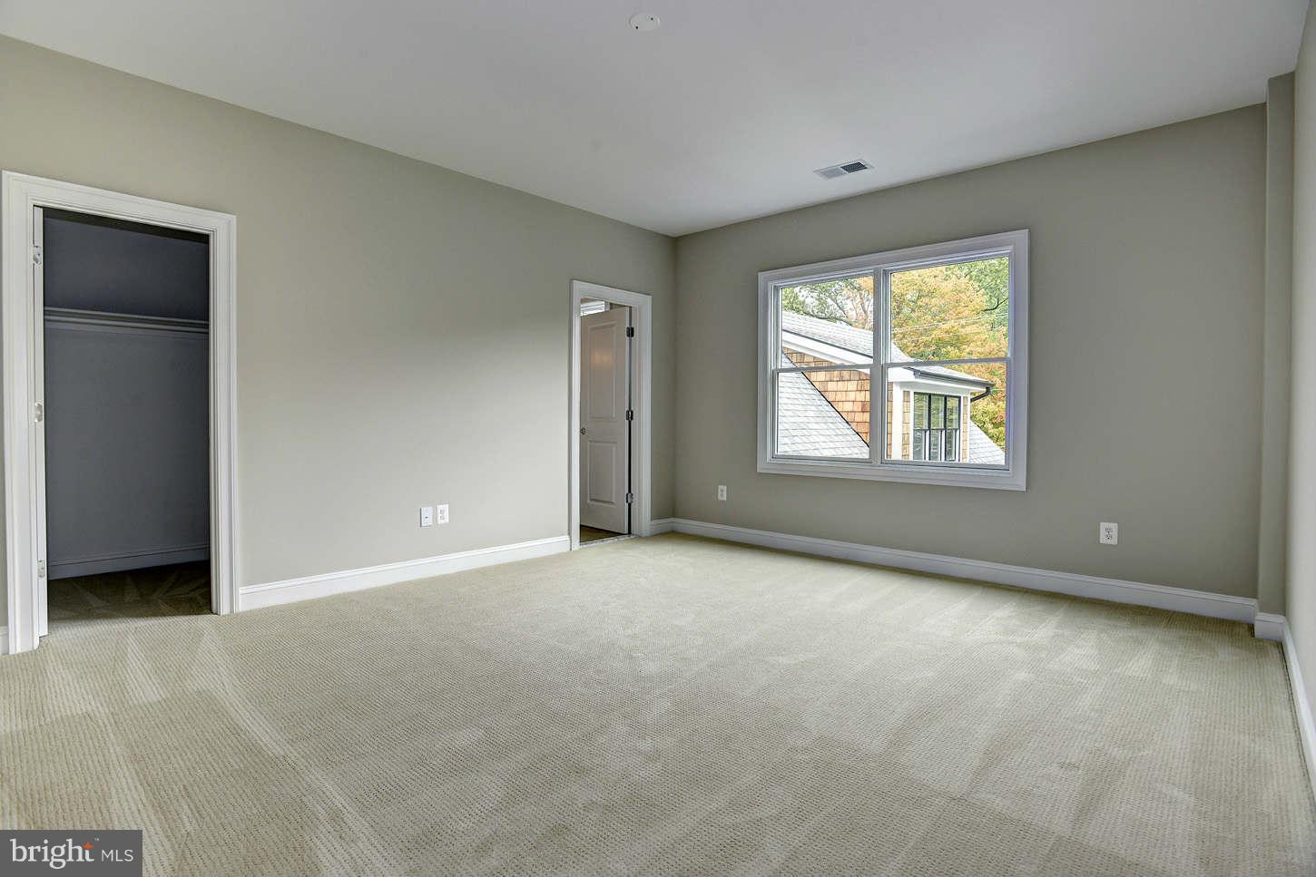 BROOKHAVEN - Residential