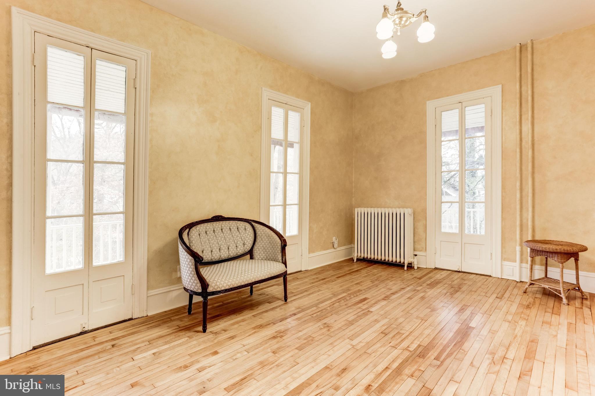 BERKELEY SPRINGS - Residential