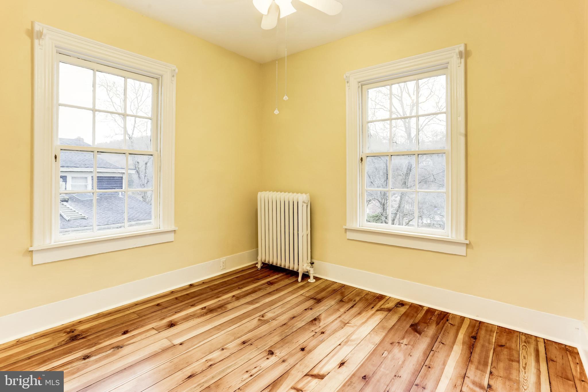 BERKELEY SPRINGS - Residential