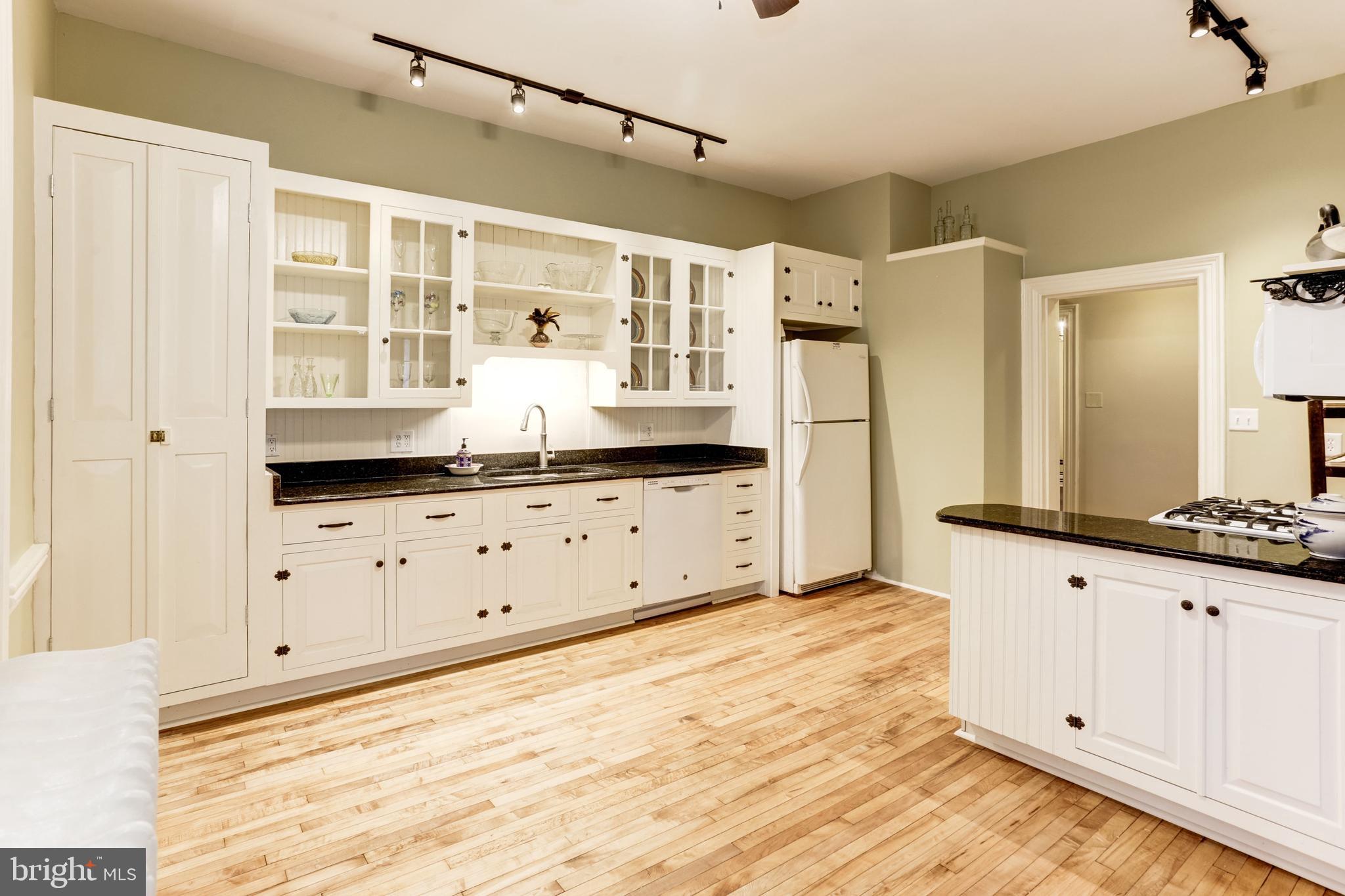 BERKELEY SPRINGS - Residential