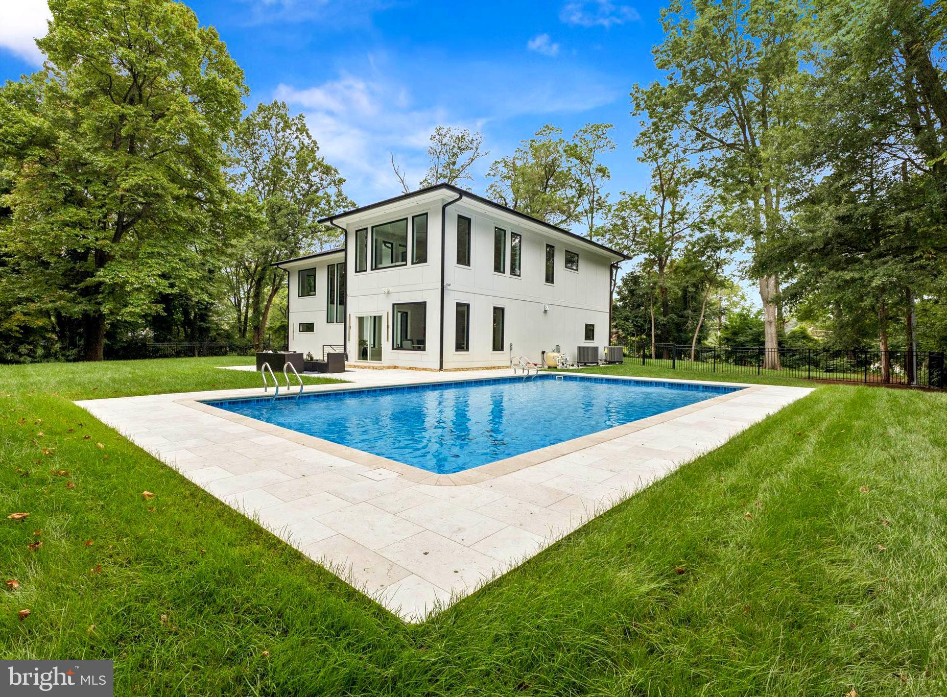 5005 RAVENSWORTH ROAD