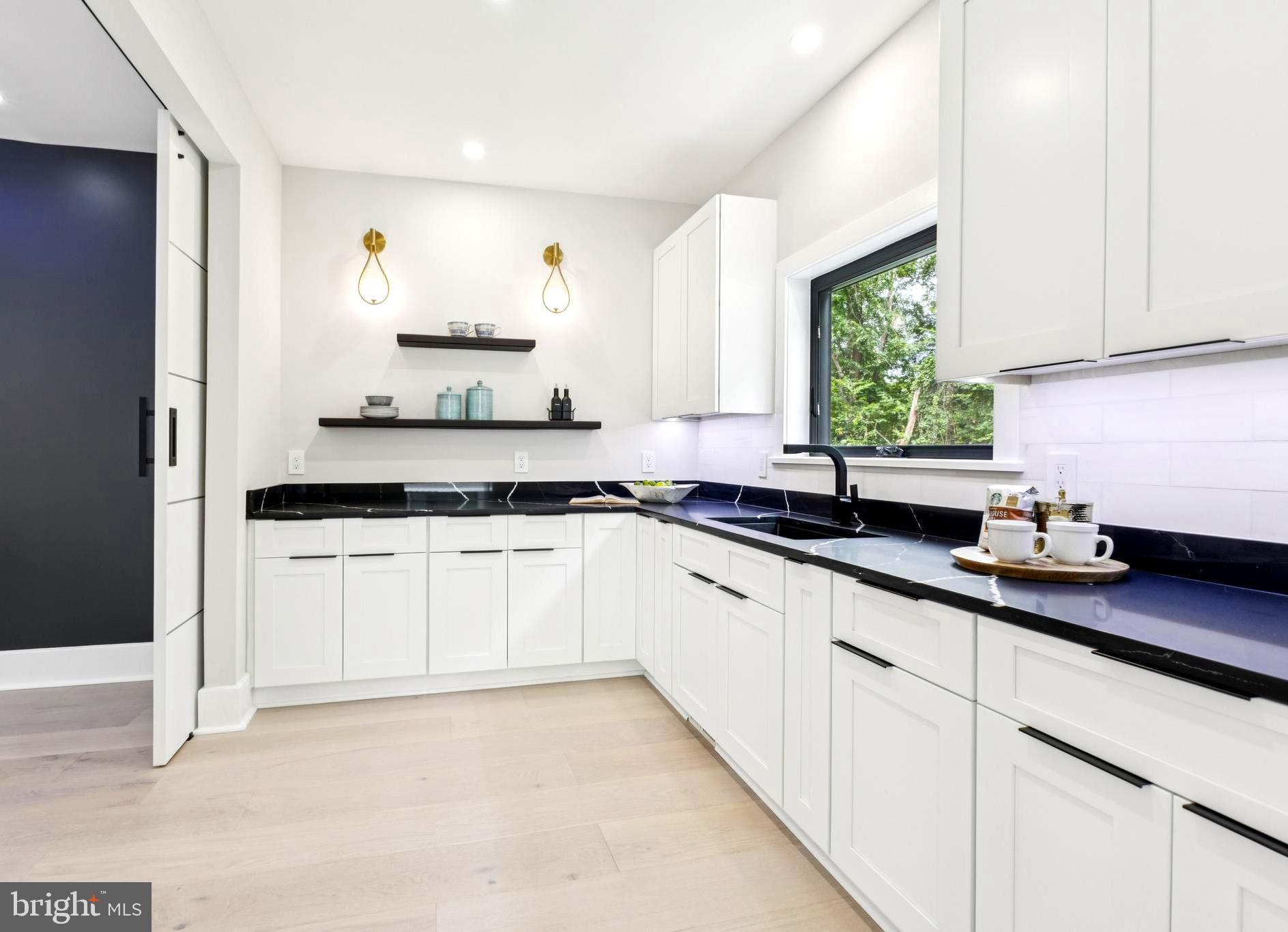 BROOK HILLS ESTATE - Residential