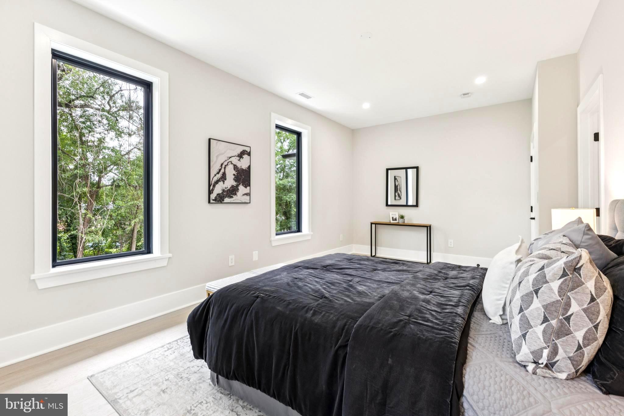 BROOK HILLS ESTATE - Residential