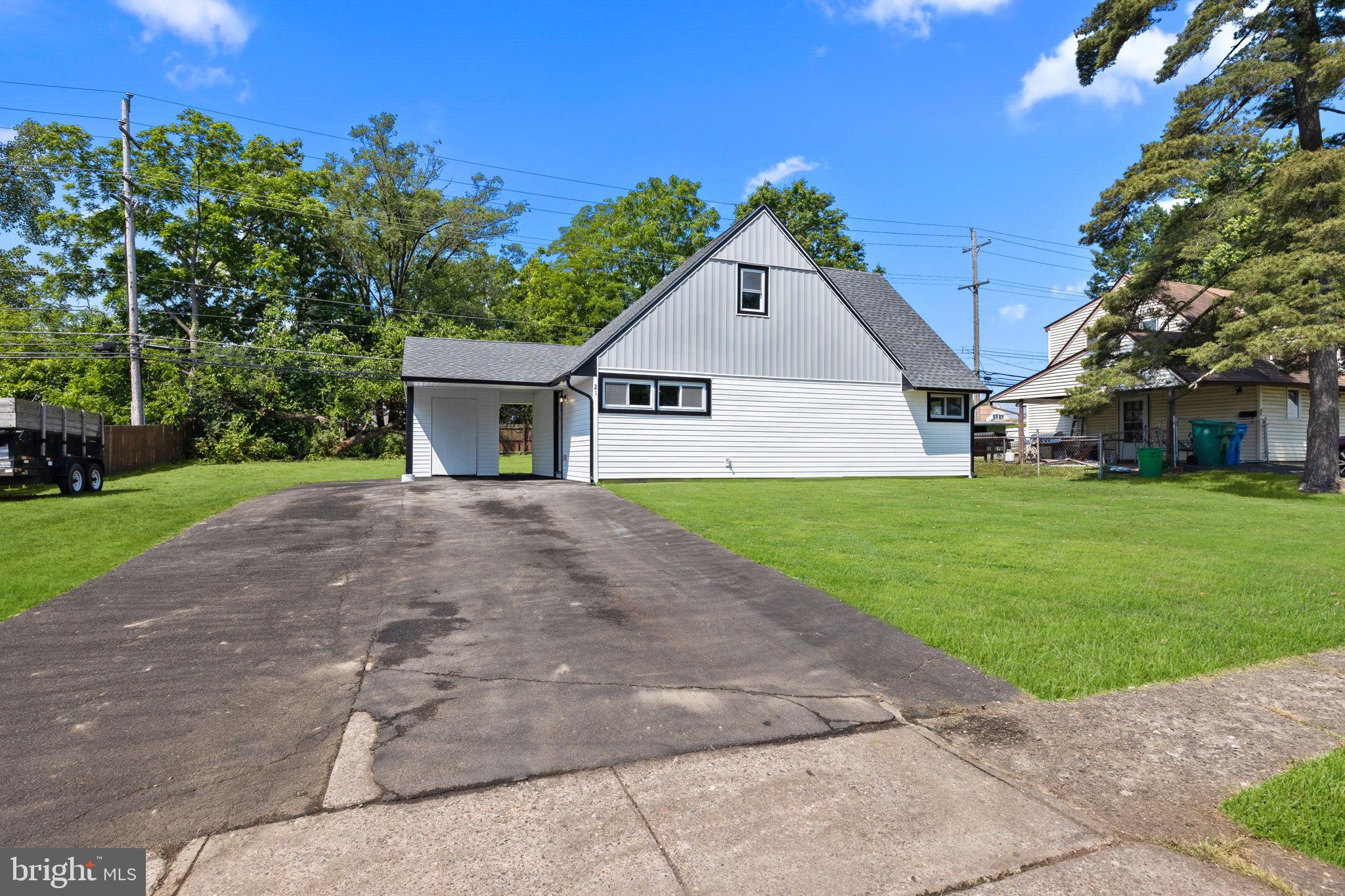 RED CEDAR HILL - Residential