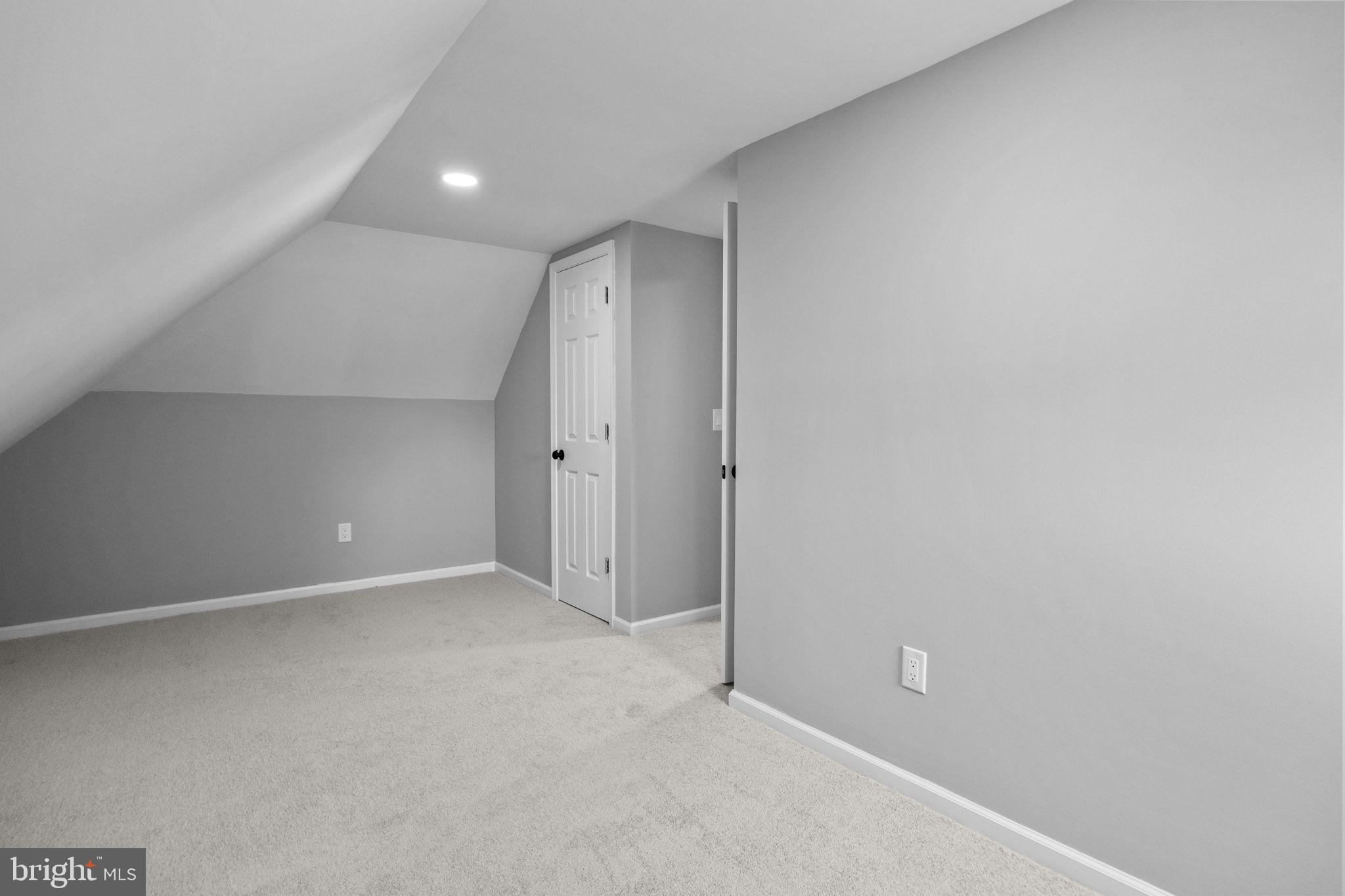 RED CEDAR HILL - Residential