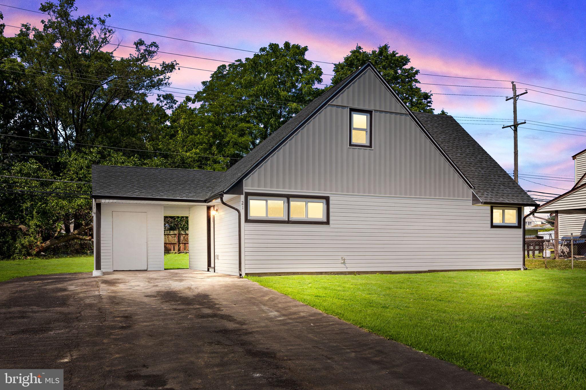 RED CEDAR HILL - Residential