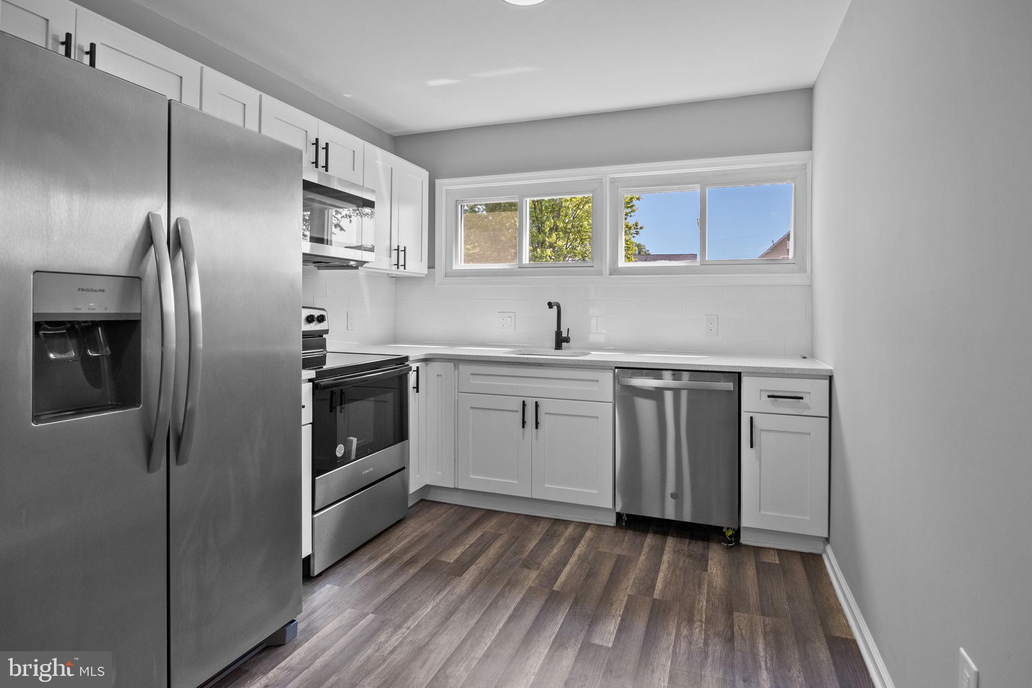 RED CEDAR HILL - Residential