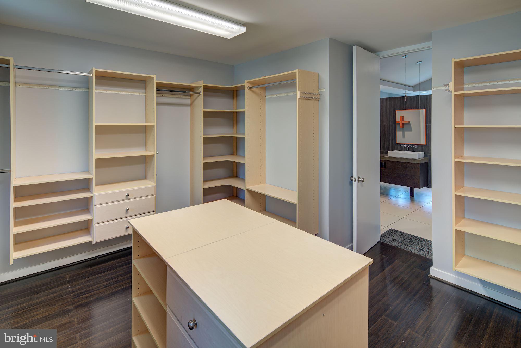 AVENEL - Residential