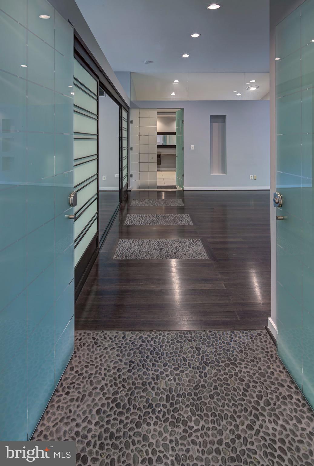 AVENEL - Residential