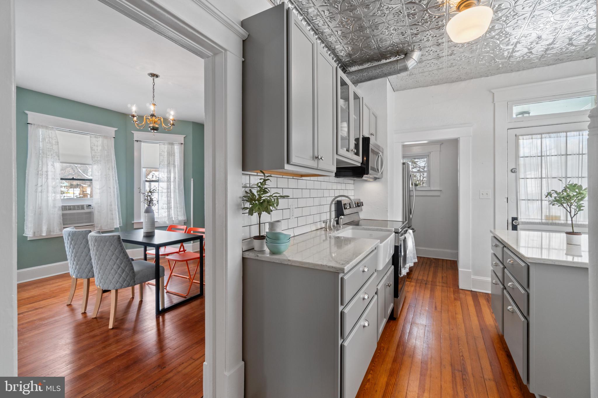 KENWOOD PARK - Residential