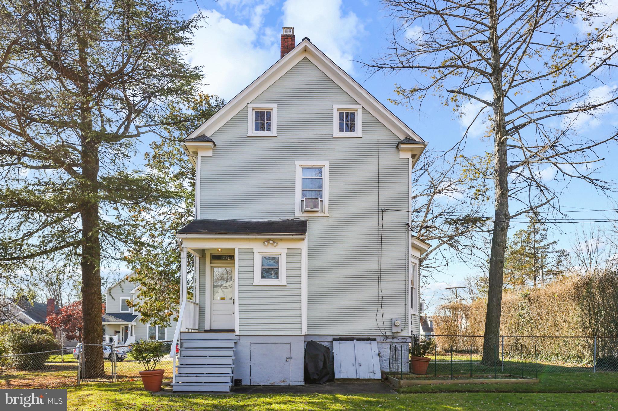 KENWOOD PARK - Residential