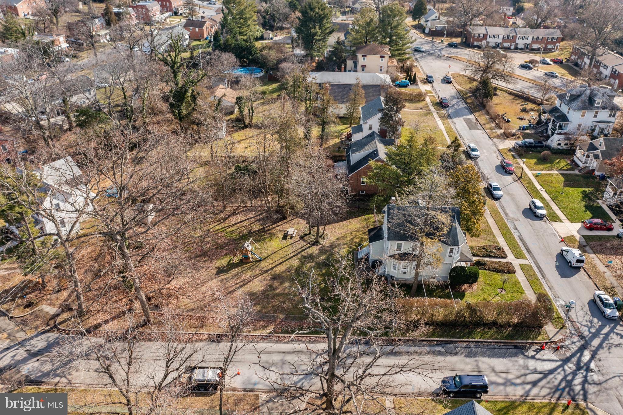 KENWOOD PARK - Residential