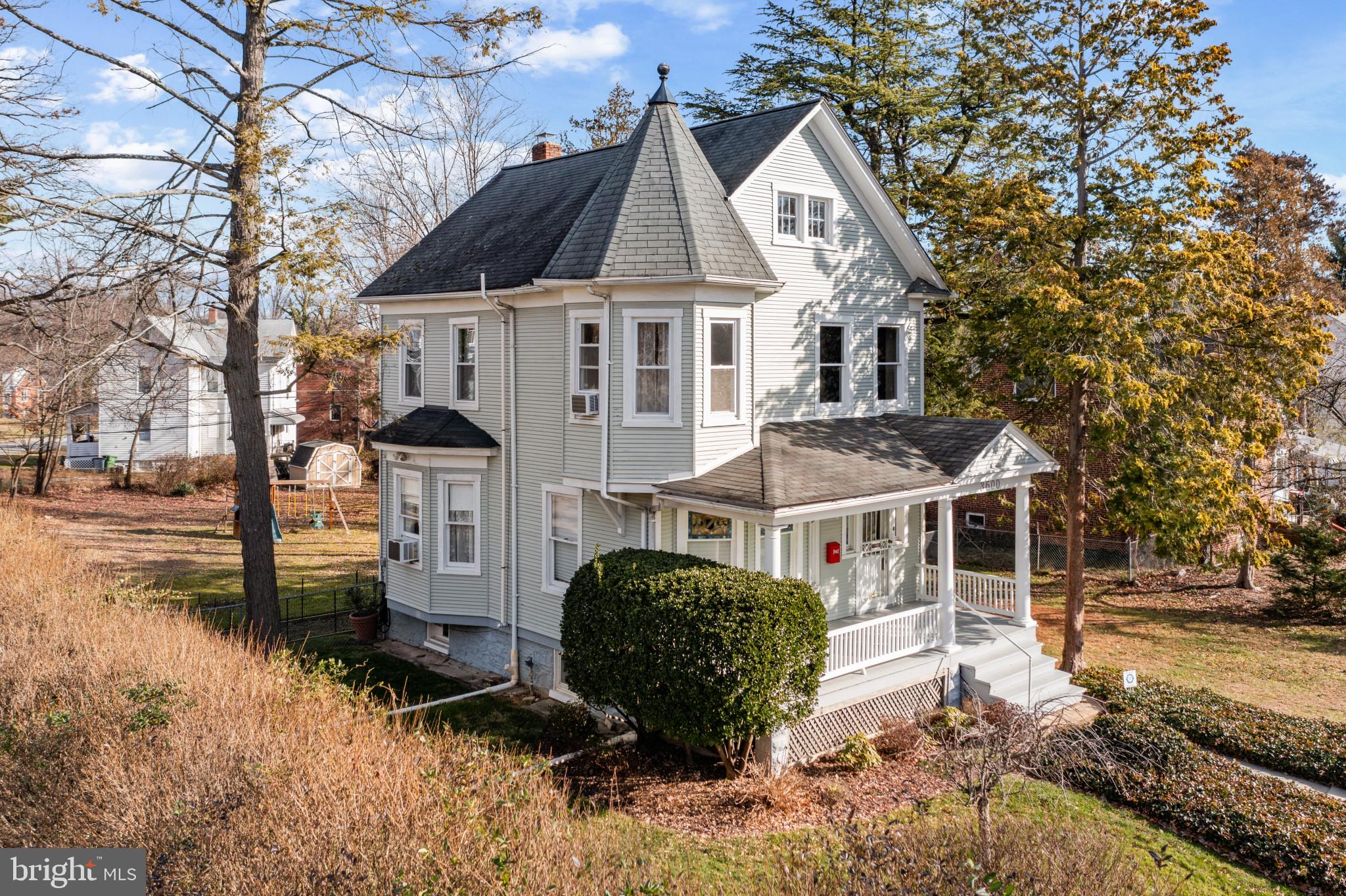 KENWOOD PARK - Residential