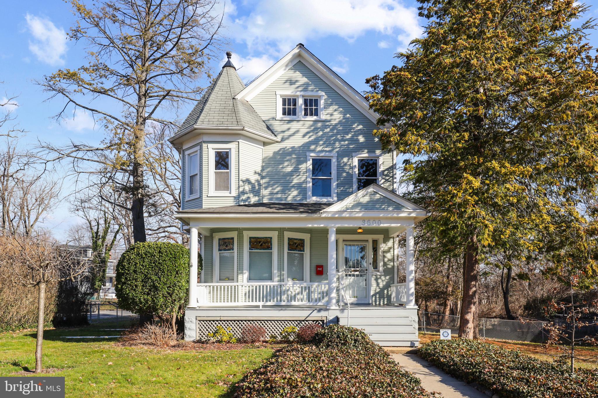 KENWOOD PARK - Residential