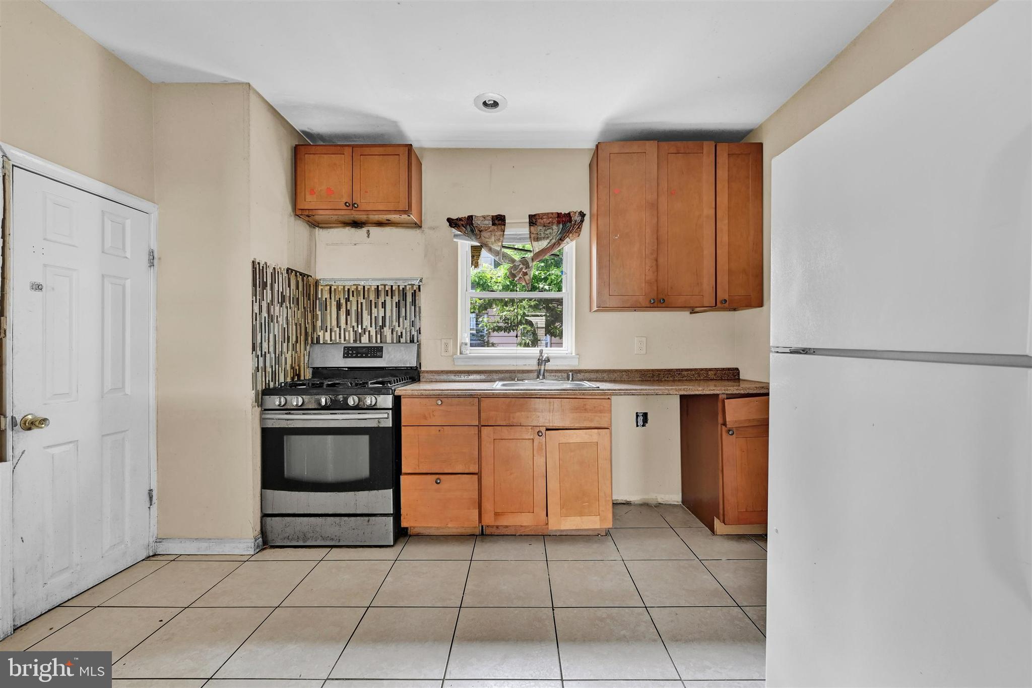 GWYNN OAK - Residential