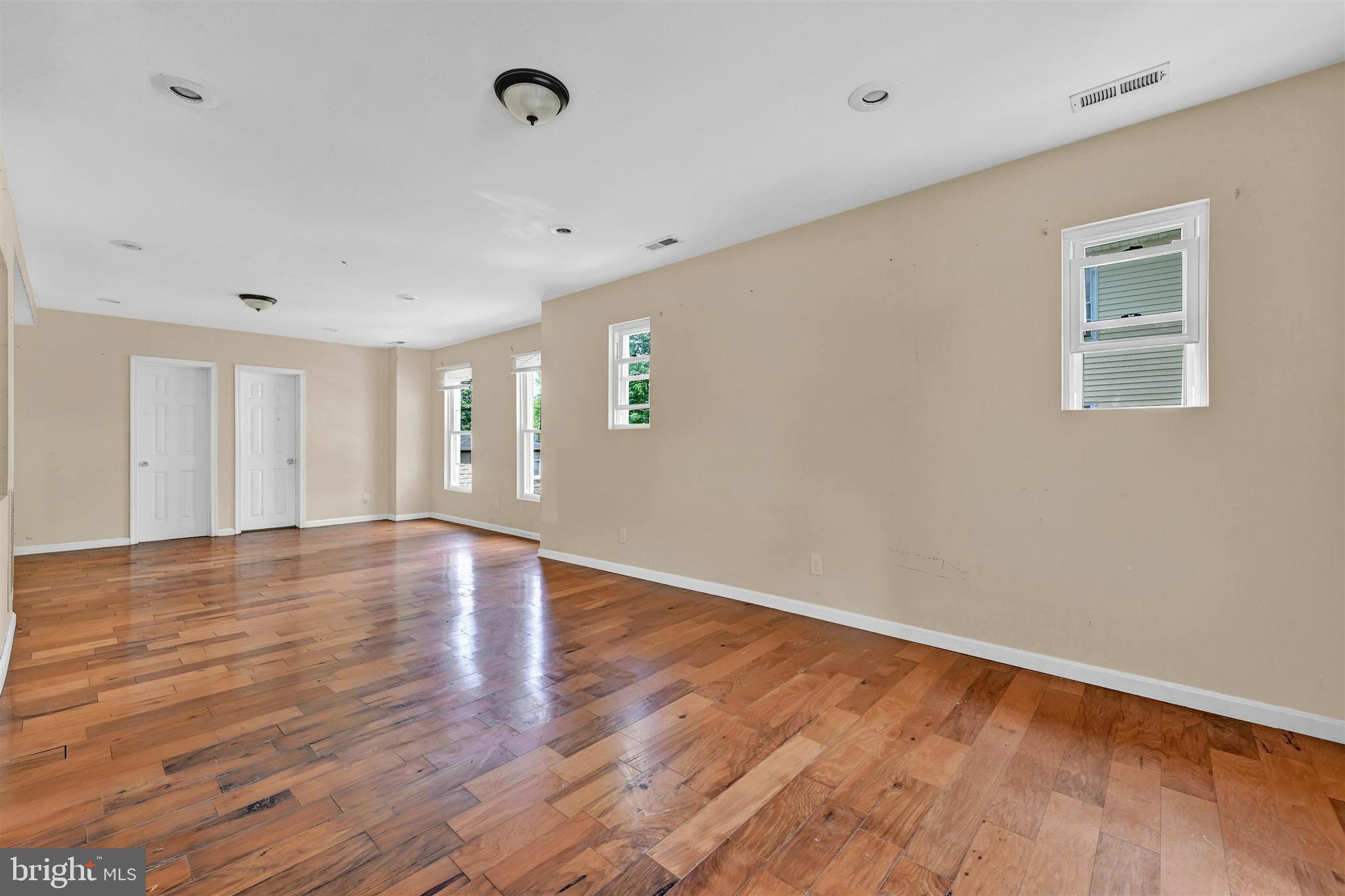 GWYNN OAK - Residential