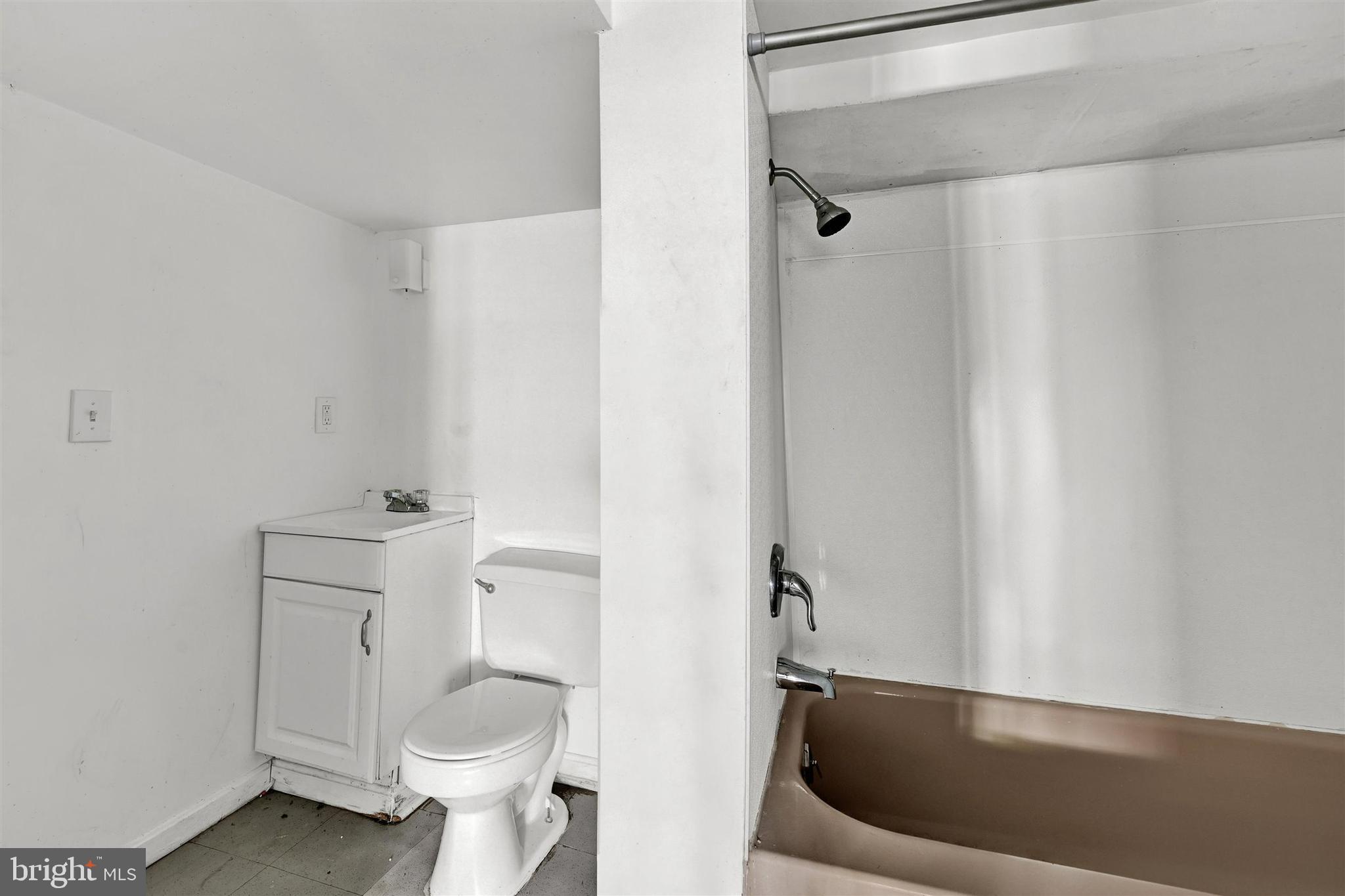 GWYNN OAK - Residential