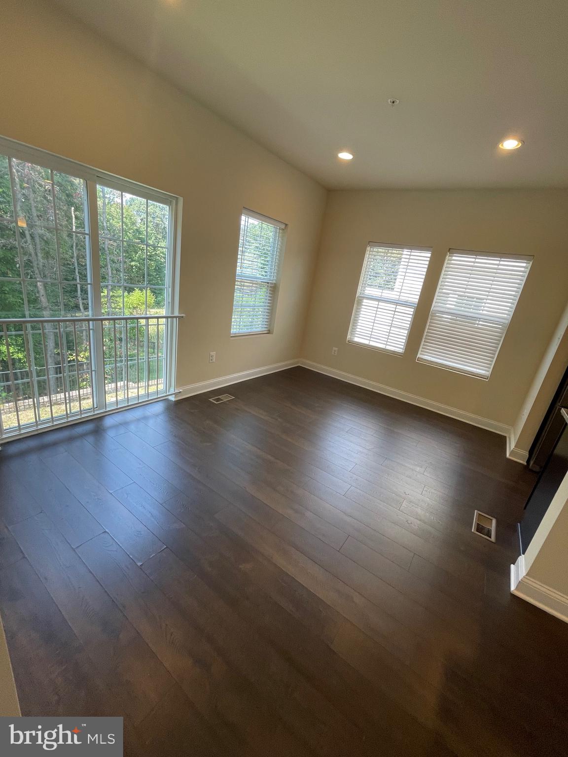 SPRING CREEK - Residential Lease