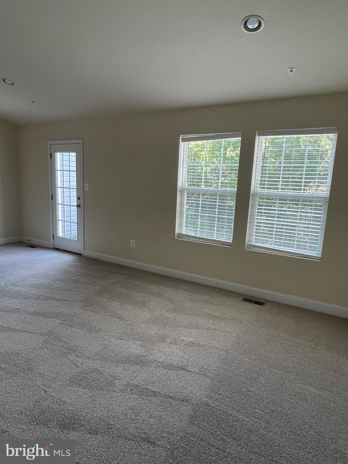 SPRING CREEK - Residential Lease