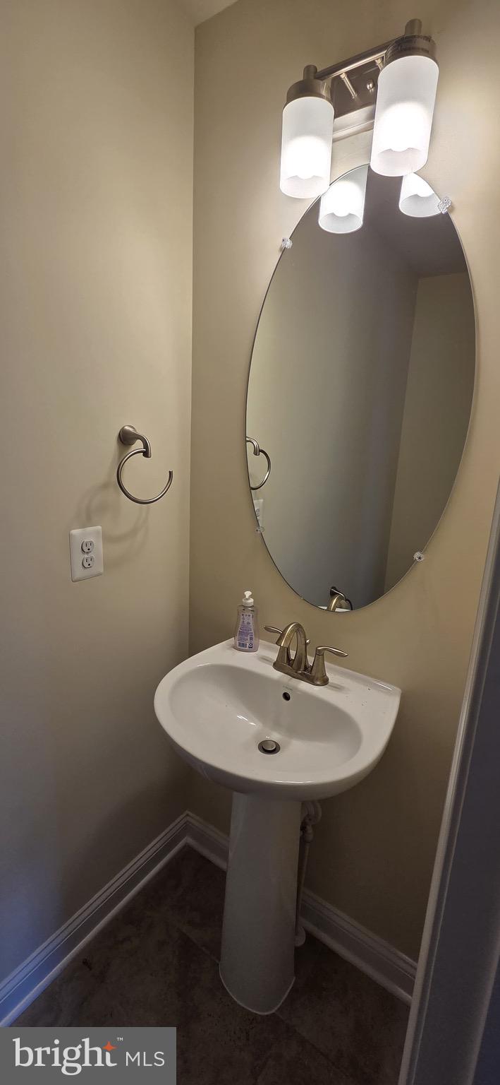 SPRING CREEK - Residential Lease