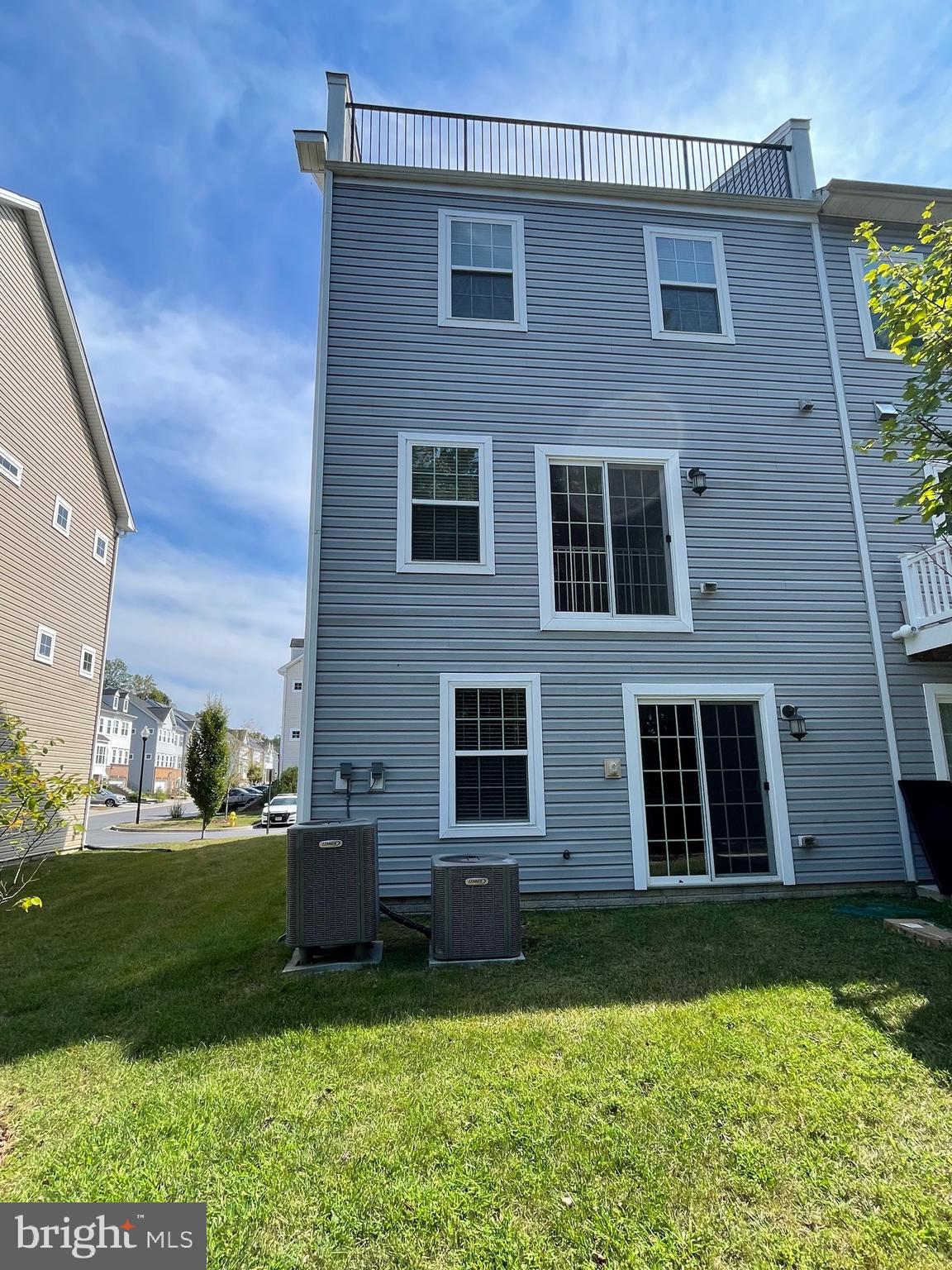 SPRING CREEK - Residential Lease