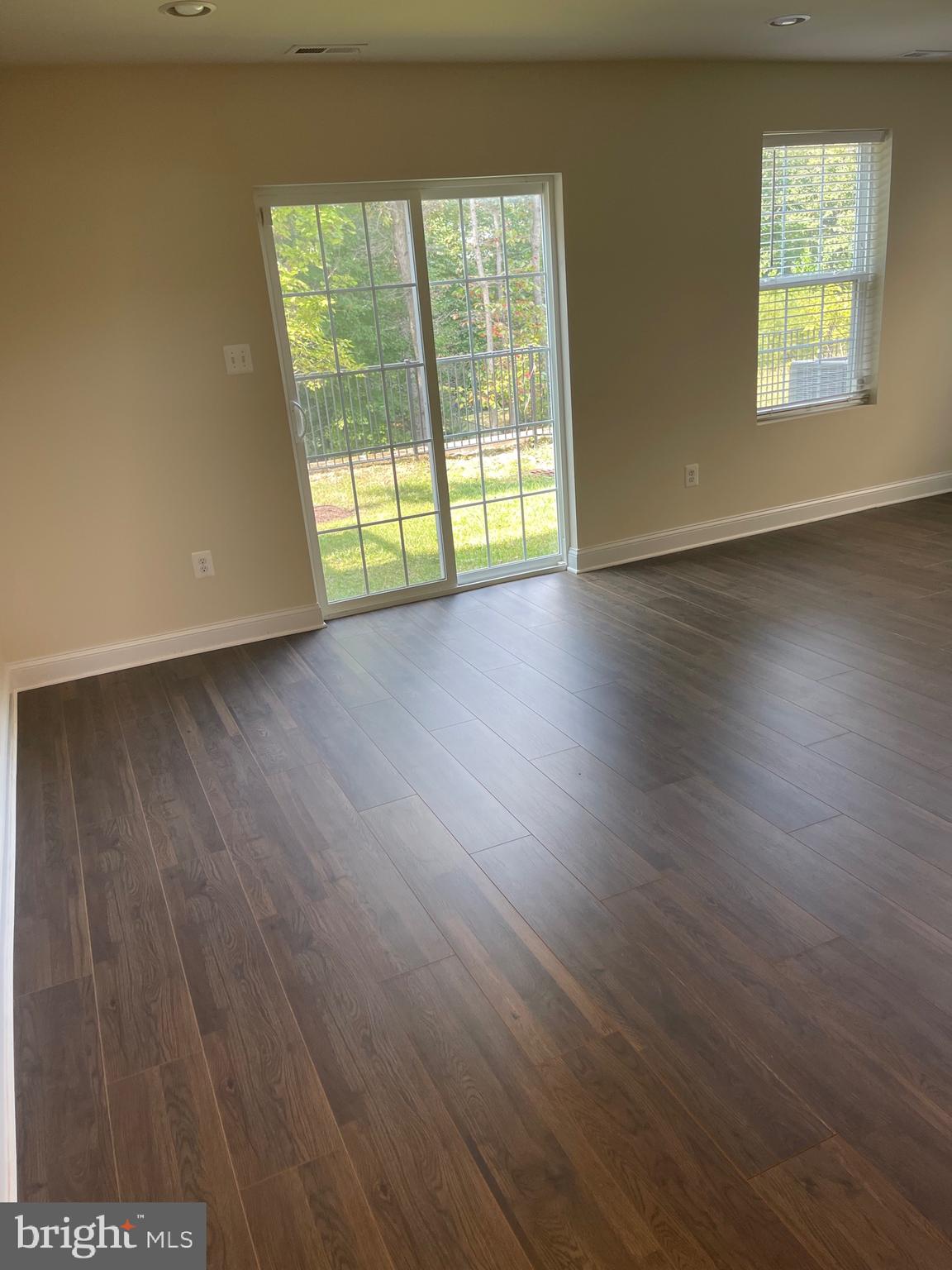 SPRING CREEK - Residential Lease