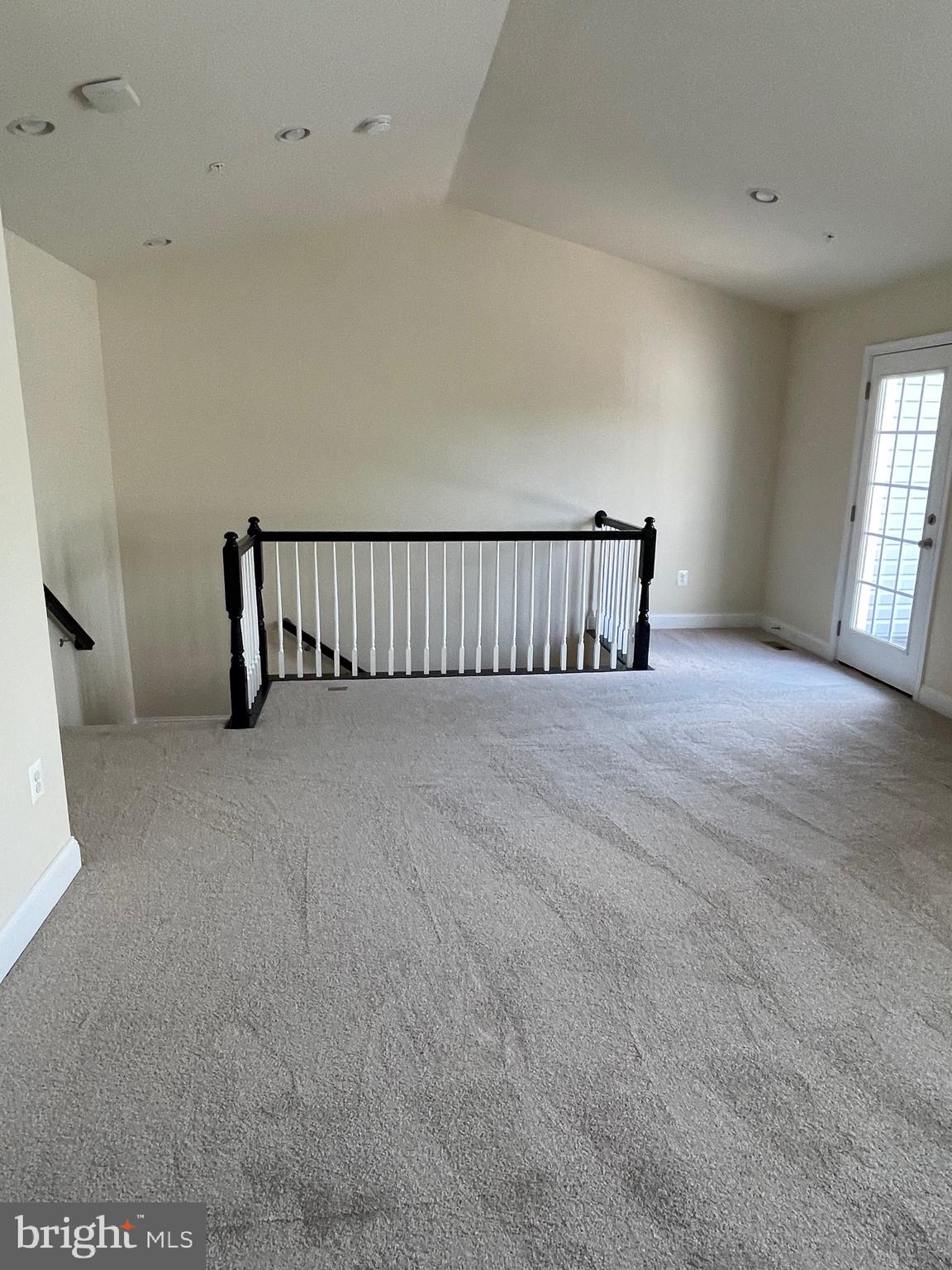 SPRING CREEK - Residential Lease