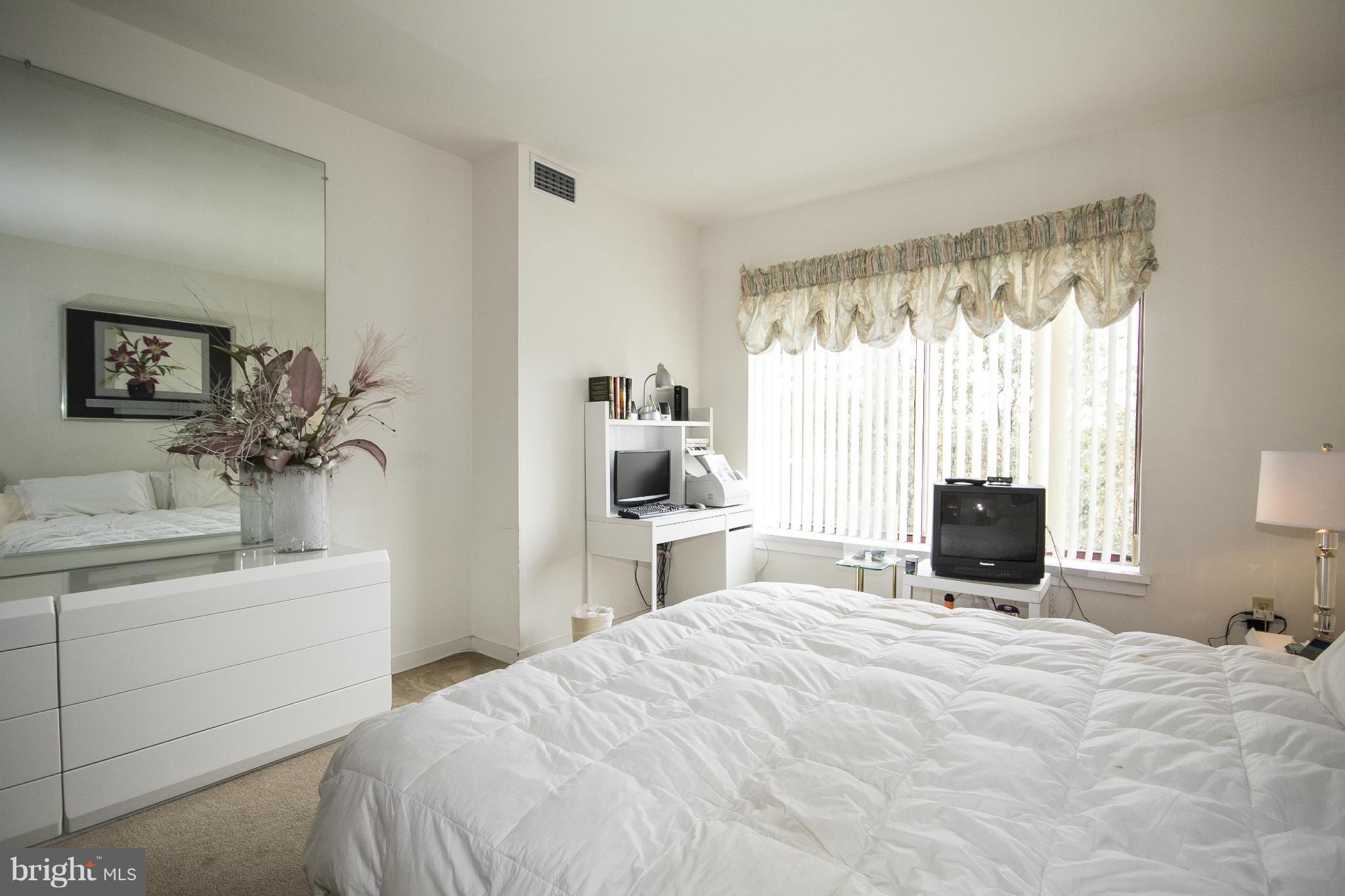 ANNEN WOODS - Residential