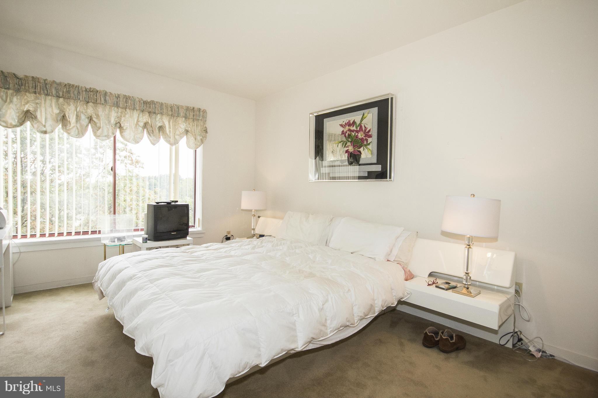 ANNEN WOODS - Residential