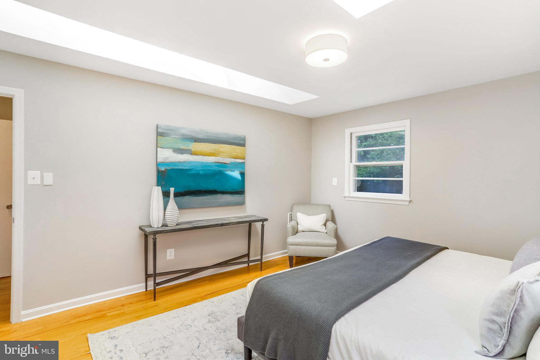 BARCROFT - Residential