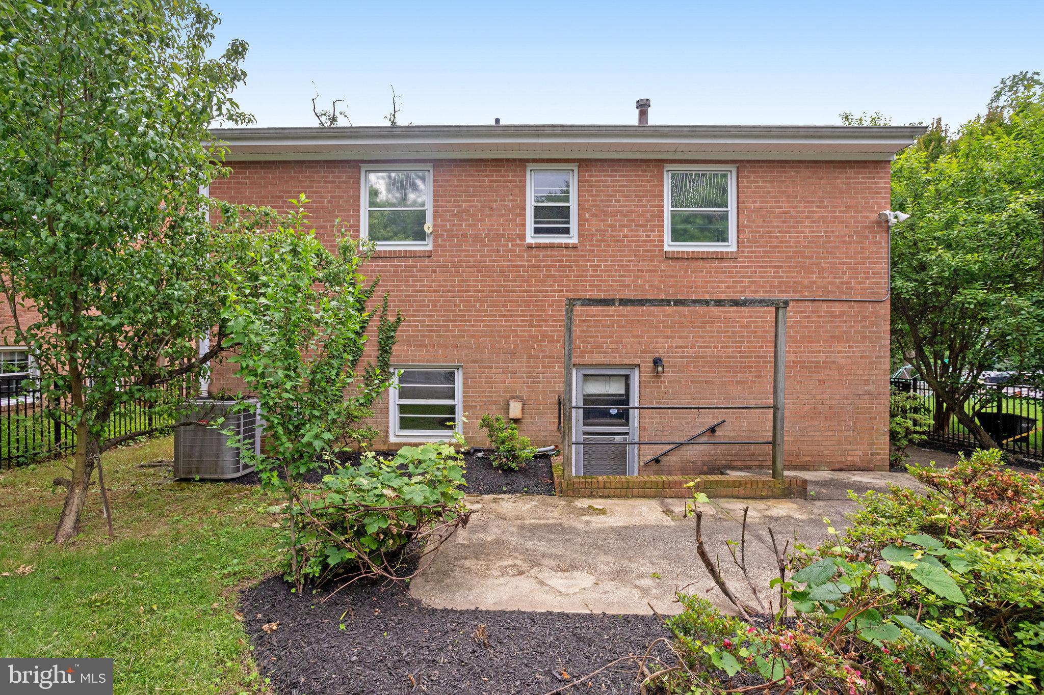 BARCROFT - Residential